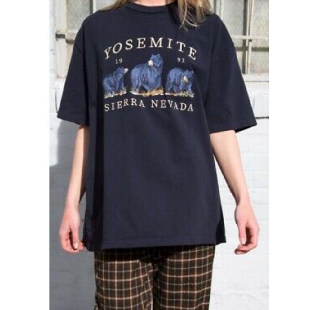 Brandy Melville t shirt